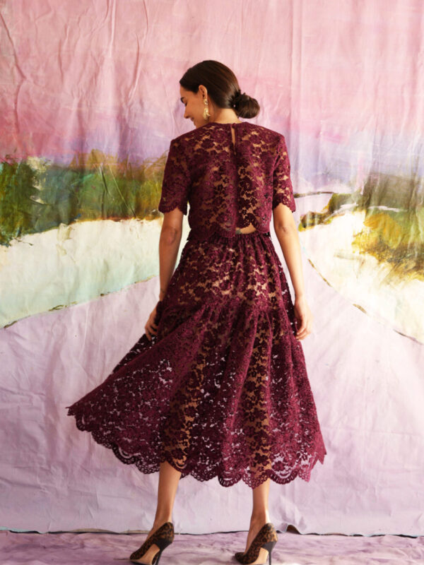 Madam Shoushou emercyn