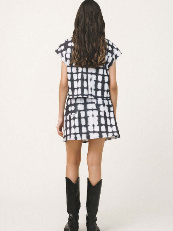 Love+Alicia RENEE Printed Sleeveless Jacket