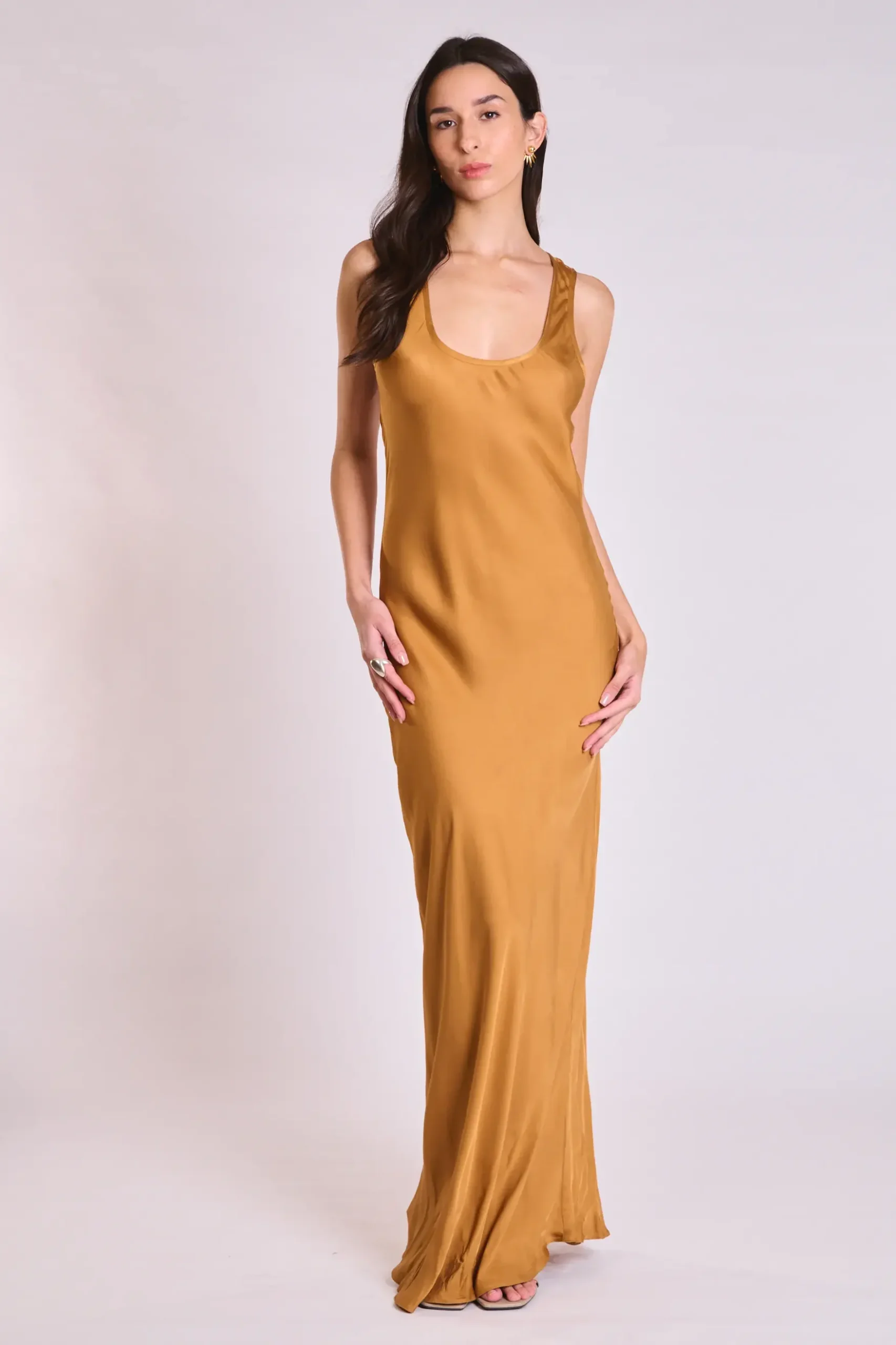 Atelier by Collectiva Noir BIRCH DRESS - Camel