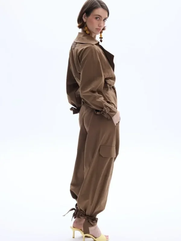 Be A Bee Lindsay Brown Cargo Pants