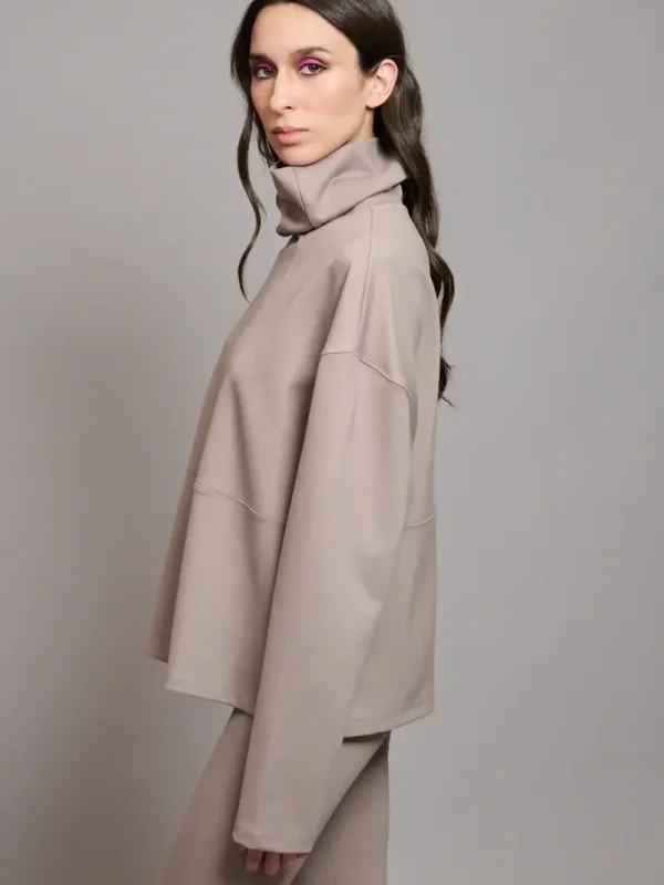 Collectiva Noir CRISP TOP